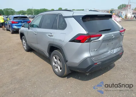 2023 Toyota Rav4 Xle z USA, uszkodzony, nr VIN 2T3P1RFV0PC377454